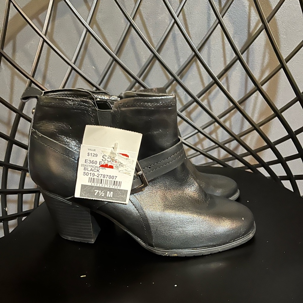 easy spirit size7.5